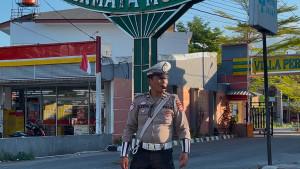 Kanit-Kamsel-Satlantas-Polres-Palopo-Aiptu-Yulius-Sappa-20255.jpg
