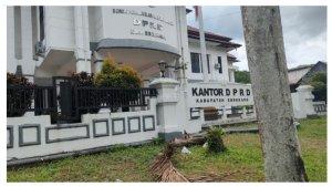 Kantor-DPRD-Enrekang.jpg