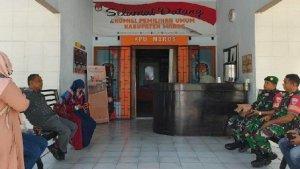 Kantor-KPU-Maros-Lima-orang-komisioner-di-Kabupaten-Maros-akhirnya-telah-terpilih0.jpg
