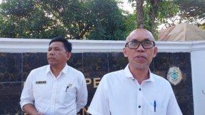 Kepala-Dinas-Pertanian-Bulukumba-Thayeb-Manangkasi-kanan.jpg
