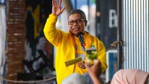 Ketua-DPD-I-Golkar-Sulsel-sekaligus-caleg-DPR-RI-Dapil-Sulsel-II-Taufan-Pawe-2311.jpg