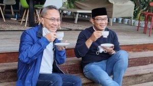 Ketua-Umum-PAN-Zulkifli-Hasan-saat-bertemu-dengan-Gubernur-Jawa-Barat-Ridwan-Kamil-2343.jpg