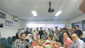 Koalisi-STOP-Perkawinan-Anak-dan-perwakilan-Pemerintah-Kota-Makassar-FGD.jpg