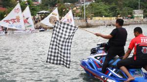 Lomba-Perahu-Tradisional-Sandeq.jpg