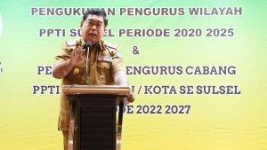 Mantan-Sekprov-Sulsel-tahun-2019-hingga-Desember-2022-Abdul-Hayat-Gani-2121.jpg