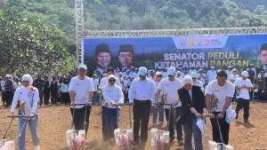 Menteri-Pertanian-Andi-Amran-Sulaiman-dan-Wakil.jpg
