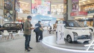 Mobil-Listrik-Wuling.jpg