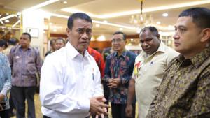 Munafri-Arifuddin-bersama-Menteri-Pertanian-RI-2025.jpg