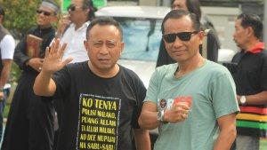 NARKOBA-Ketua-III-Forbes-Anti-Narkoba-Bone-Mamat-baju-hitam.jpg