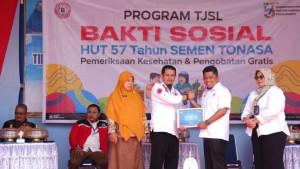 PERIKSA-KESEHATAN-Semen-Tonasa-menggelar-kegiatan.jpg