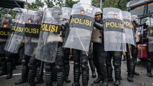 PERSONEL-POLRI-Ilustrasi-polisi-amankan-demo-di-Jakarta-pada-6-Oktober-2025.jpg