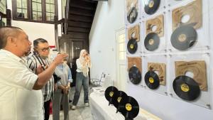 Pameran-Arsip-Skena-Musik-di-Museum-Kota-Makassar-Jl-Balaikota.jpg