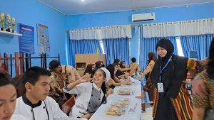 Pelajar-SMA-Negeri-2-Makassar-menggelar-Pameran-Kewirausahaan.jpg