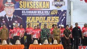 Pembukaan-Kejuaraan-Bola-Voli-Antar-Klub-se-Kabupaten-Luwu-Utara.jpg