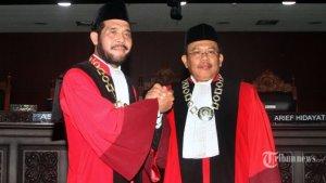 Prof-Aswanto-kanan-bersama-Anwar-Usman-beberapa-waktu-lalu-234121.jpg