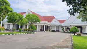Rujab-Bupati-di-Jl-Lanto-Daeng-Pasewang18-maret.jpg