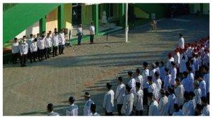 SMPIT-Ibnul-Qayyim-Islamic-School-Makassar-ikut-memperingati-Hari-Ulang-Tahun-HUT-ke-79-RI.jpg