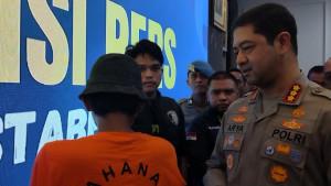 Saat-Kapolrestabes-Makassar-Kombes-Pol-Arya-Perdana.jpg