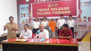 Satreskrim-Polres-Pinrang-menggelar-press-rilis-kasus-tindak-pencabulan-anak-di-bawah-umur.jpg