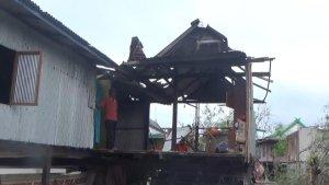 Sebanyak-22-rumah-warga-di-Kabupaten-Pinrang-rusak1.jpg