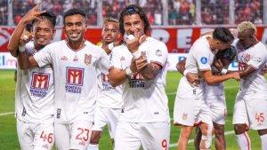 Selebrasi-para-pemain-Malut-United-pada-kompetisi-Liga-1-20242025.jpg