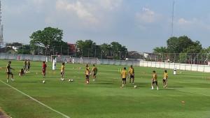 Skuad-PSM-Makassar-latihan-di-Stadion-Kalegowa-Kabupaten-Gowa.jpg