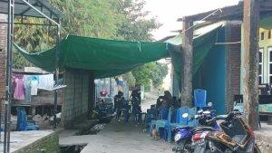 Suasana-rumah-duka-korban-pembusuran-dan-penganiayaan-Dusun-Punaga-0.jpg