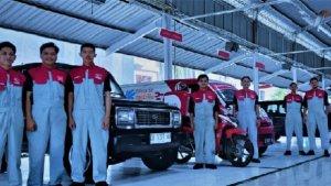 Teknisi-Astra-Daihatsu-Cabang-Makassar-Urip44.jpg