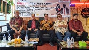 Timsel-Bawaslu-Sulsel-IV-saat-sosialisasi-di-Kafe-Koka-Rantepao-Toraja-Utara-Rabu-2452023.jpg