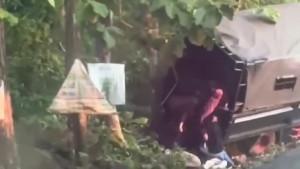 Truk-dalmas-pengangkut-pelajar-IT-W.jpg