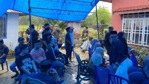 UNM-BERDUKA-Suasana-rumah-duka-almarhum-Prof-Dr-Arsad-Bahri-di-Desa-Saukang.jpg