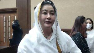 Viral-Video-Tangis-Wanita-Emas-Usai-Divonis-5-Tahun-Penjara-Salahkan-Erick-Thohir.jpg