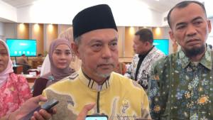 Wakil-Ketua-DPD-RI-Tamsil-Linrung-saat-ditemui-di-SMA-17-Makassar.jpg