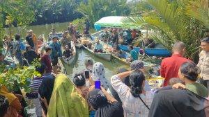 Warga-digegerkan-penemuan-mayat-pria-mengapung-di-sungai-Jl-Pampang-IV-Makassar.jpg