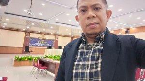 Zainal-Penyuluh-Anti-Korupsi-di-Kabupaten-Bone-lolos-jadi-anggota-KPU-Kabupaten-Bone.jpg