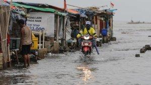 banjir-rob-di-jakarta.jpg