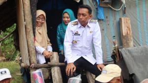 bupati-sidrap-tinjau-pembangunan-rumah-layak-huni.jpg