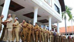 kemenpanrb-siapkan-sanski-bagi-asn-atau-pns-yang-ketahuan-mudik-saat-lebaran.jpg