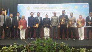 mahasiswa-Fakultas-Teknik-UPRI-Makassar-mengikuti-yudisium.jpg