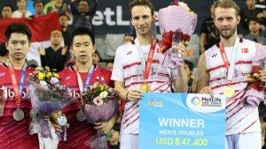 marcus-fernaldi-gideonkevin-sanjaya-sukamuljo-bersama-pasangan-ganda-putra-asal-denmark.jpg