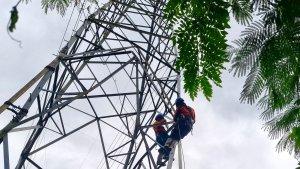 perbaikan-tower-transmisi.jpg