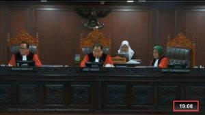 pimpinan-Majelis-Hakim-MK-Arief-Hidayat-d.jpg