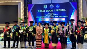 wisuda-Universitas-Sawerigading-Unsa-Makassar-dgj.jpg