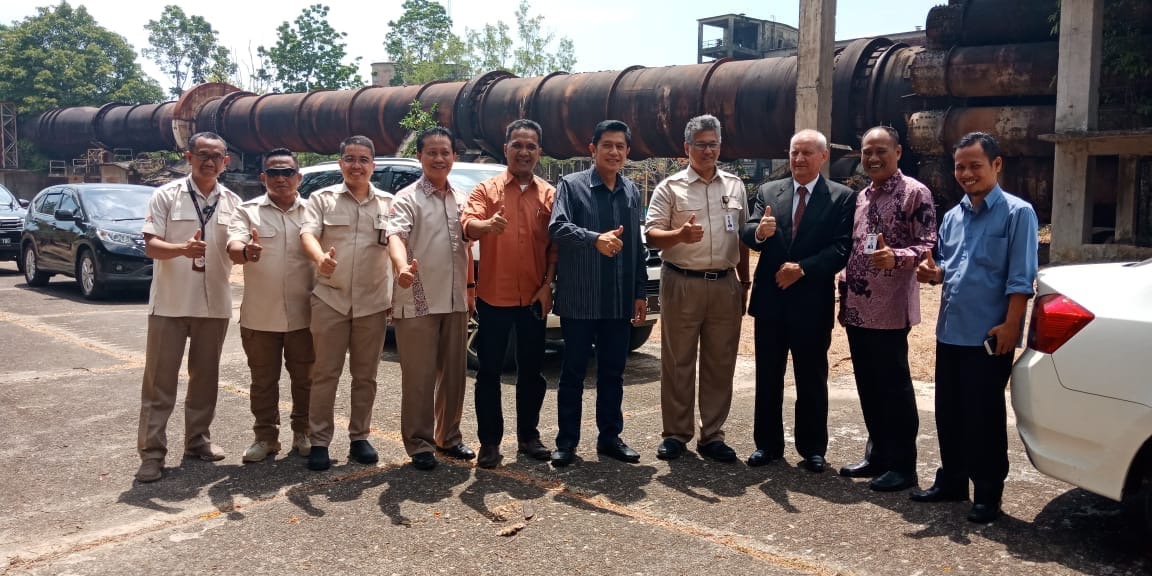 Dubes Republik Ceko Ivan Hotek Keliling-keliling di Pabrik PT Semen Tonasa. Ini yang Dilihatnya!