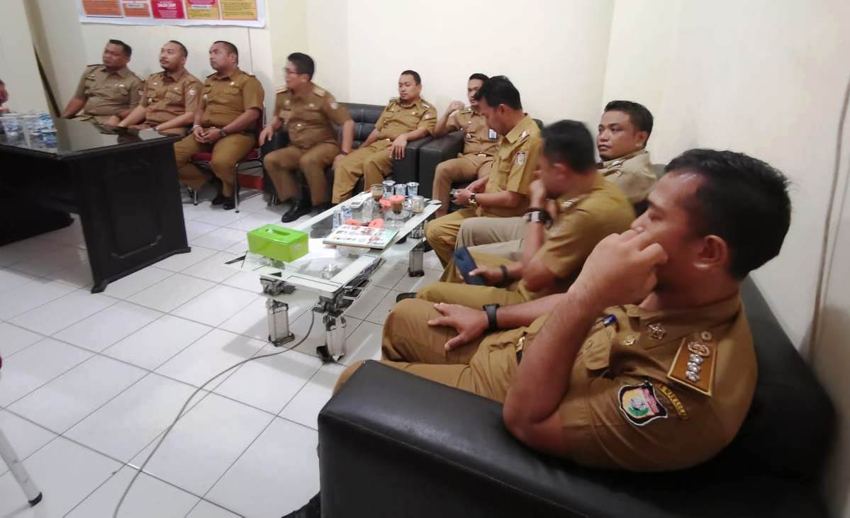 15-camat-se-makassar-saat-menjalani-klarifikasi-bawaslu-1.jpg