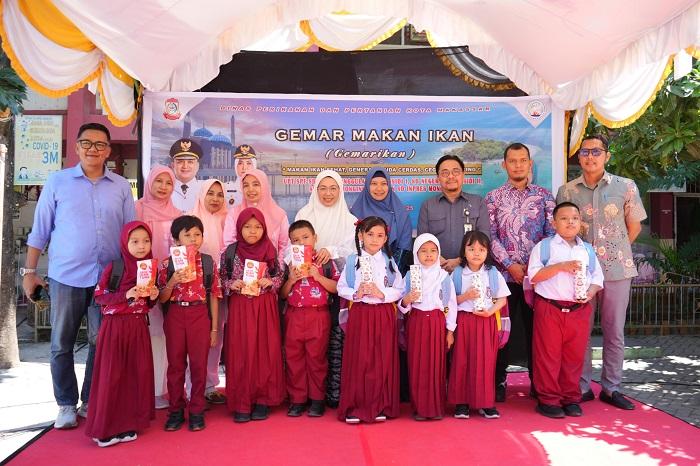 2025-09-18-MAKAN-IKAN.jpg