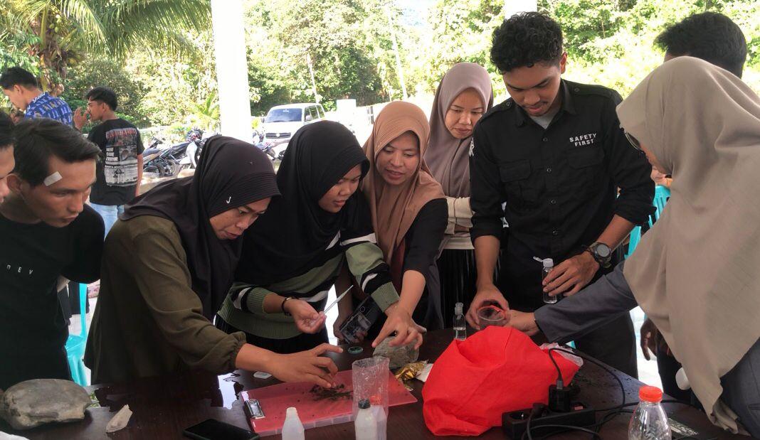 Karang Taruna Desa Pattappa Barru Sulsel Diajari Olah Batu Pasir Pejal Jadi  Produk Unggulan - Tribun-timur.com