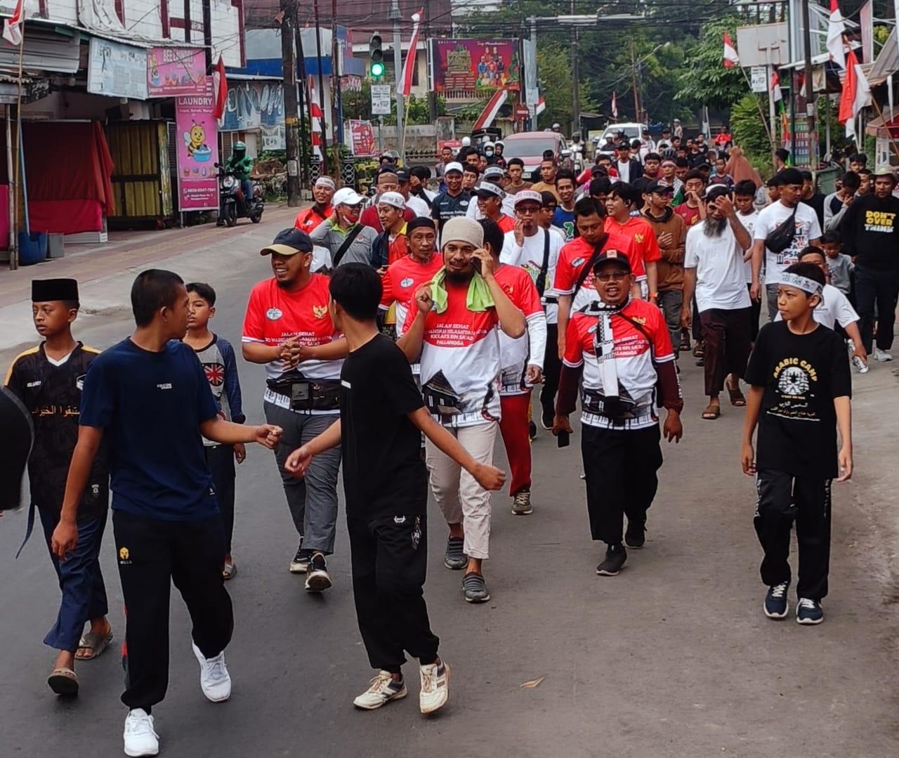20250825-Sekitar-700-peserta-meramaikan-jalan-santai-Wahdah-Islamiyah.jpg