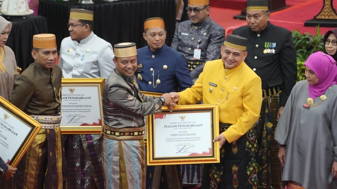 20251019-Pemkot-Makassar-Raih-Penghargaan.jpg