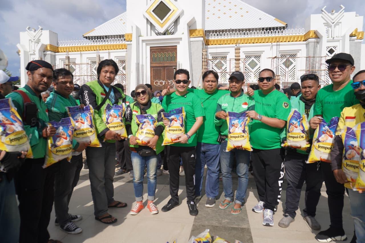 20251123-H-Akhmad-Ariesta-Gemilang-serahkan-beras.jpg